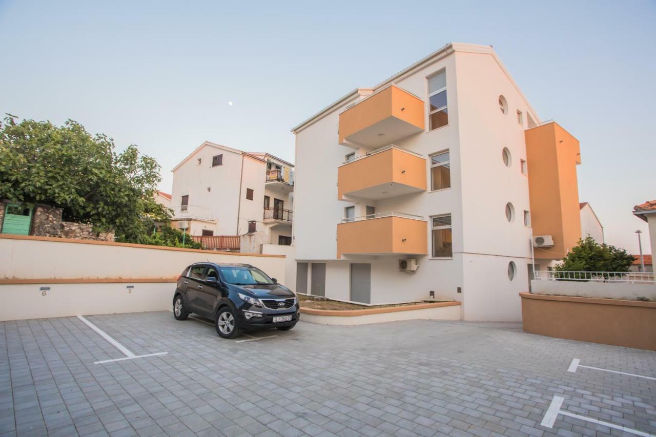 Apartment Luni Primosten Ngoại thất bức ảnh