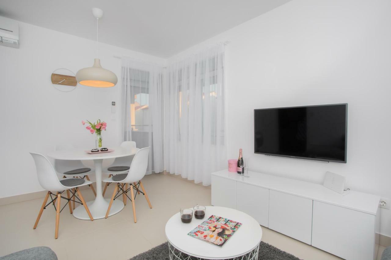 Apartment Luni Primosten Ngoại thất bức ảnh